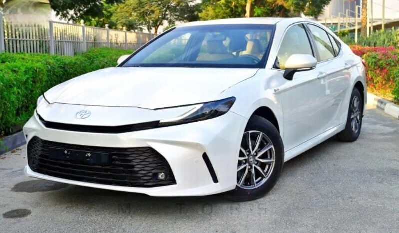 
								TOYOTA CAMRY Hybrid full									