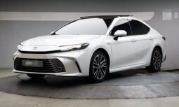 
										TOYOTA CAMRY Hybrid full									