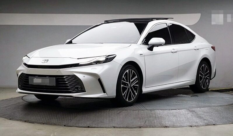 
								TOYOTA CAMRY Hybrid full									