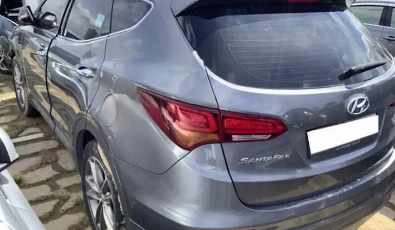 
								HYUNDAI SANTA FE full									