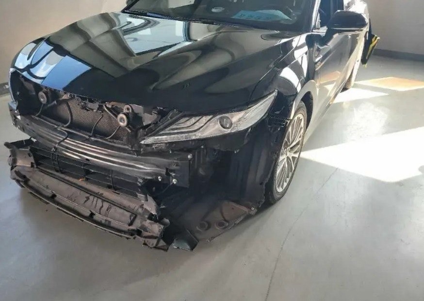 TOYOTA CAMRY