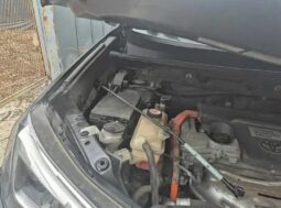 
										TOYOTA RAV 4 HV full									