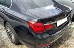 
										BMW 740d xDrive full									