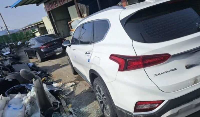 
								HYUNDAI SANTA FE full									