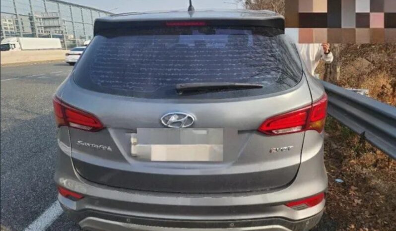 
								HYUNDAI SANTA FE full									
