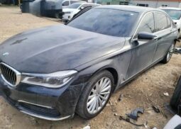 
										BMW 730 full									