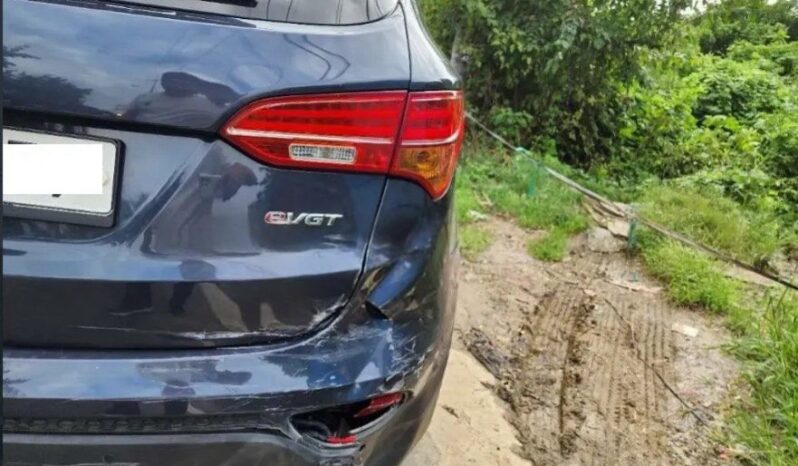 
								HYUNDAI SANTA FE full									