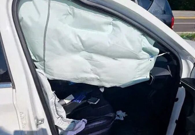 
								HYUNDAI SANTA FE full									
