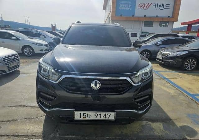 SSANG YONG REXTON