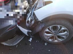
										HYUNDAI SANTA FE full									