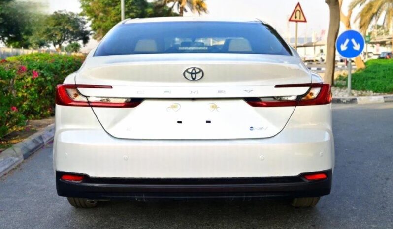 
								TOYOTA CAMRY Hybrid full									