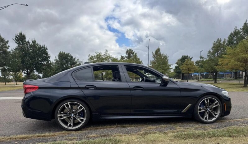 
								BMW M550i full									