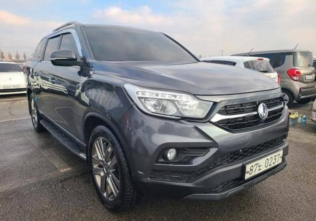 SsangYong Rexton Sports