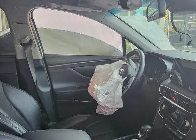
								HYUNDAI SANTA FE full									