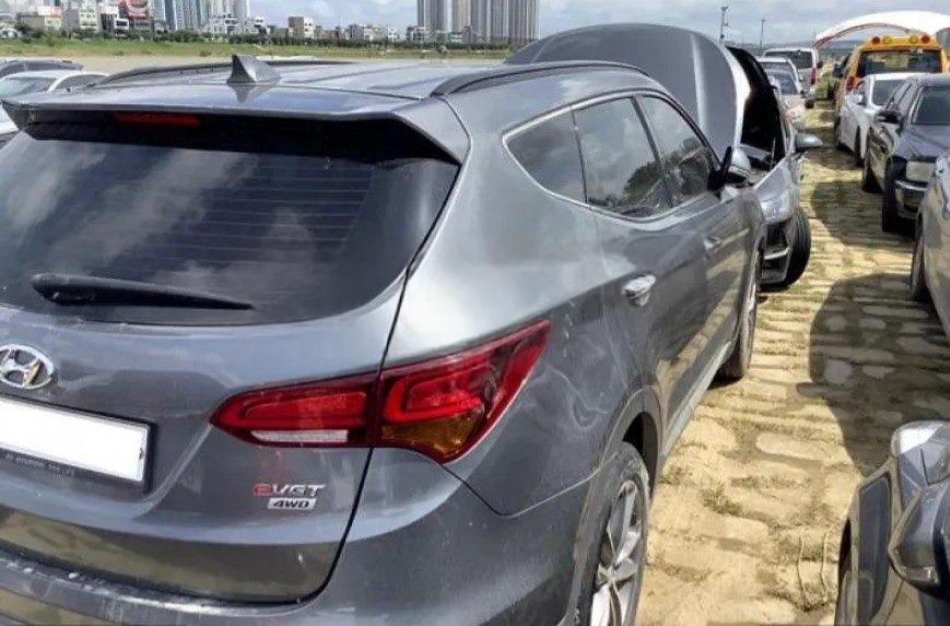 HYUNDAI SANTA FE