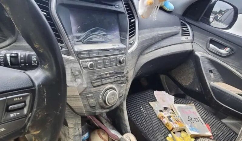 
								HYUNDAI SANTA FE full									