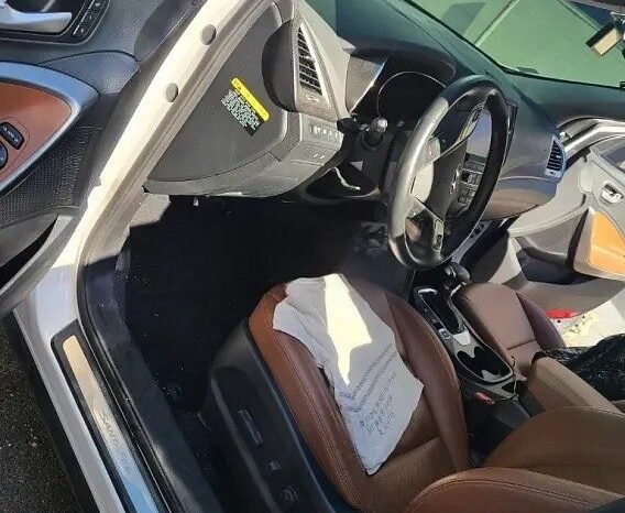 
								HYUNDAI SANTA FE full									