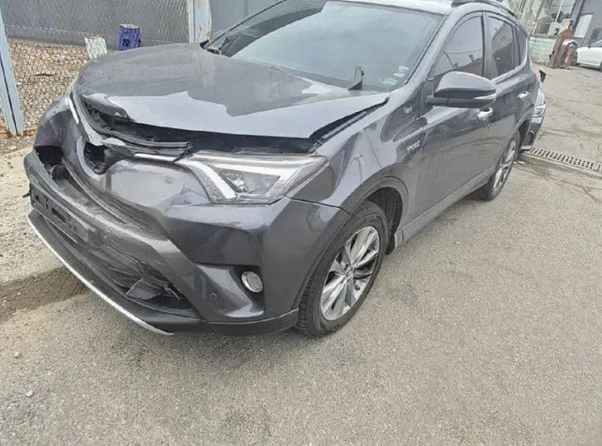 TOYOTA RAV 4 HV