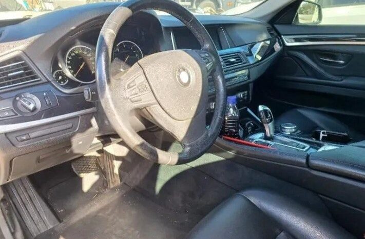 
								BMW 520d full									