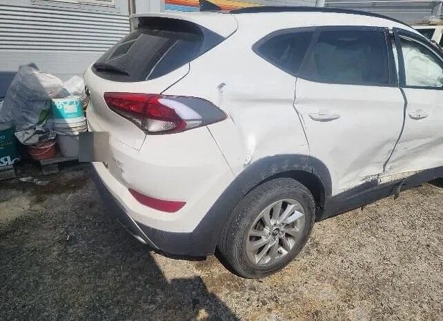 
								HYUNDAI Tucson full									