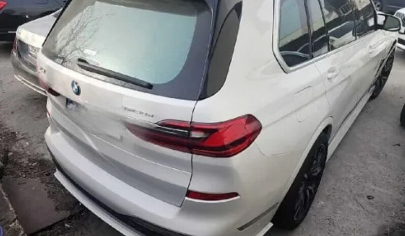 
								BMW X7 xDrive 30d M Sport full									