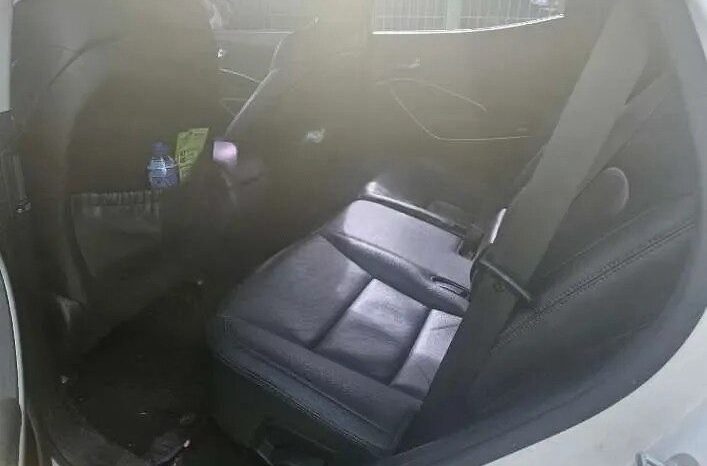 
								HYUNDAI SANTA FE full									