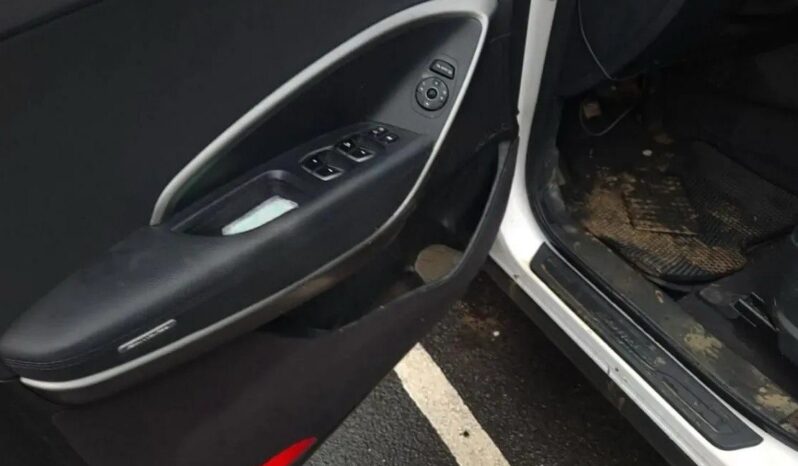 
								HYUNDAI SANTA FE full									
