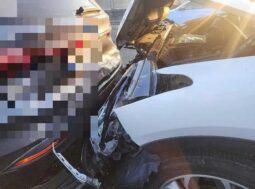 
										HYUNDAI SANTA FE full									