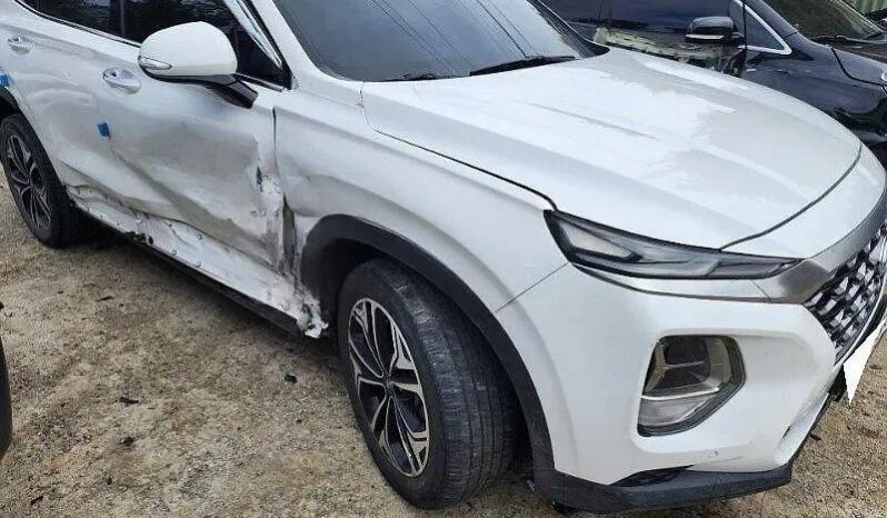 
								HYUNDAI SANTA FE full									