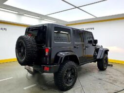 
										Jeep Wrangler Rubicon full									