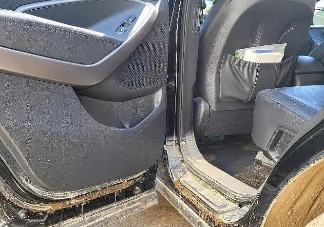
								HYUNDAI SANTA FE full									