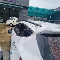 
										HYUNDAI SANTA FE full									