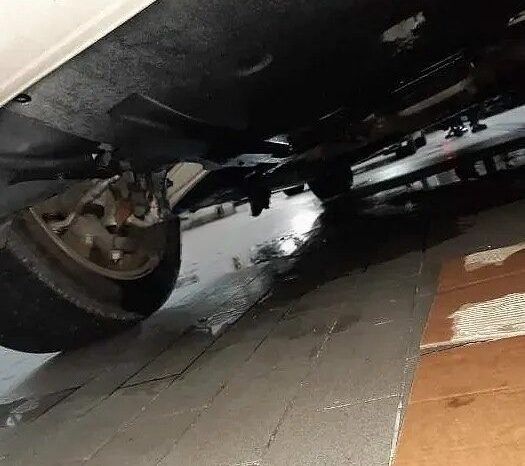 
								BMW 520d Xdrive full									