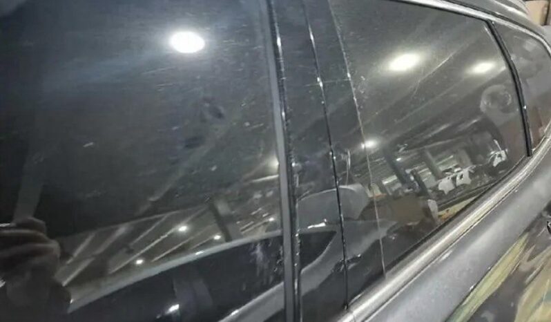 
								HYUNDAI SANTA FE full									