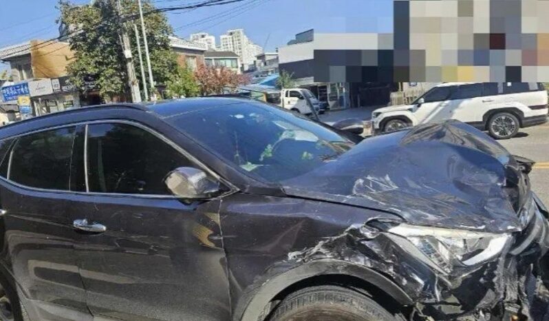 
								HYUNDAI SANTA FE full									