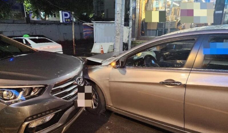 
								HYUNDAI SANTA FE full									