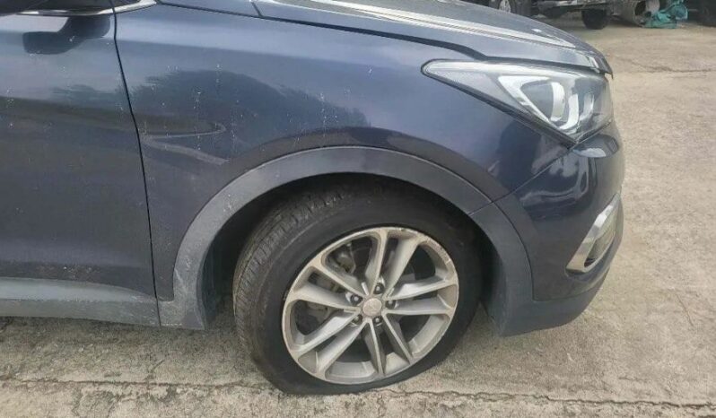 
								HYUNDAI SANTA FE full									