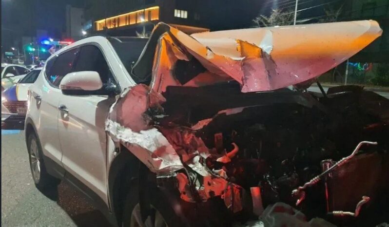 
								HYUNDAI SANTA FE full									