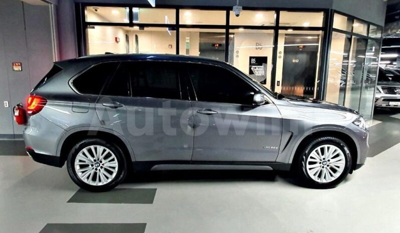
								BMW X5 xDrive30d full									