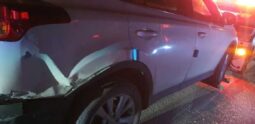 
										TOYOTA RAV 4 full									