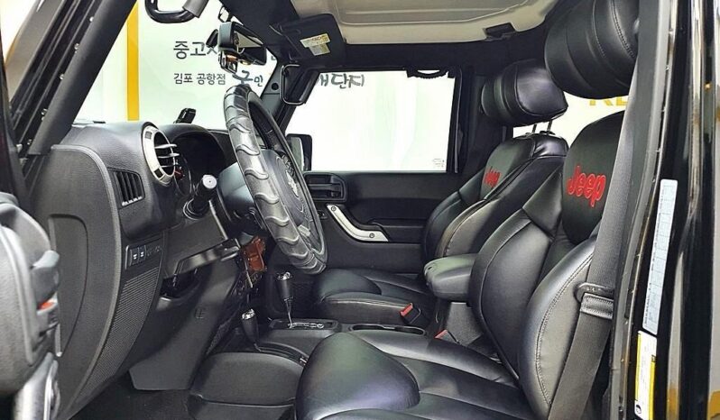 
								Jeep Wrangler Rubicon full									