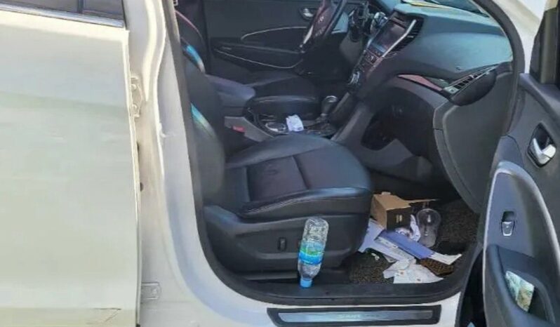 
								HYUNDAI SANTA FE full									