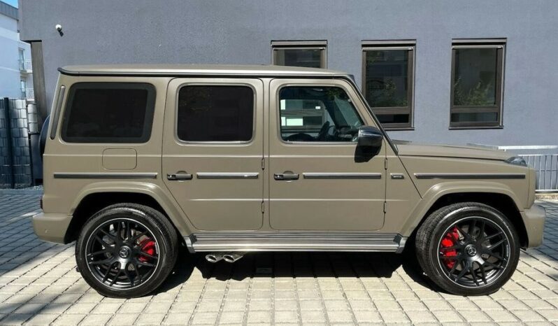 
								MERCEDES BENZ AMG G 63 full									