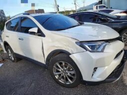 
										TOYOTA RAV 4 full									