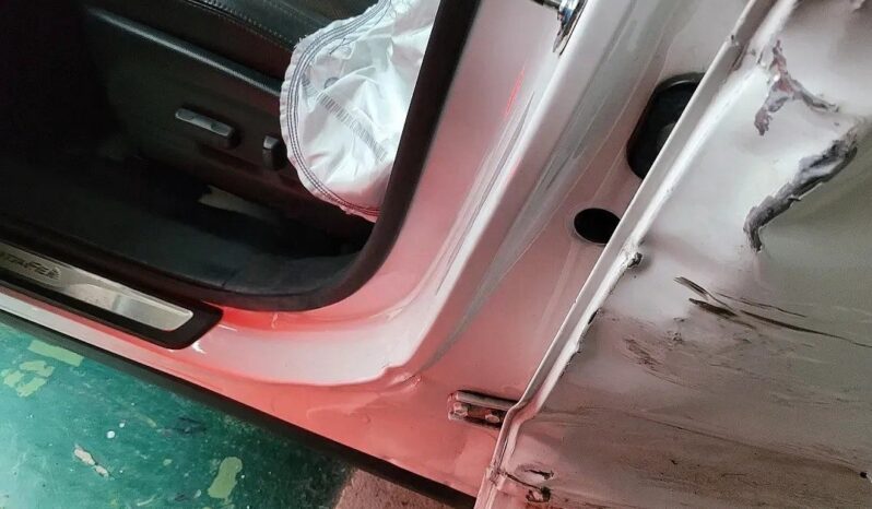 
								HYUNDAI SANTA FE full									