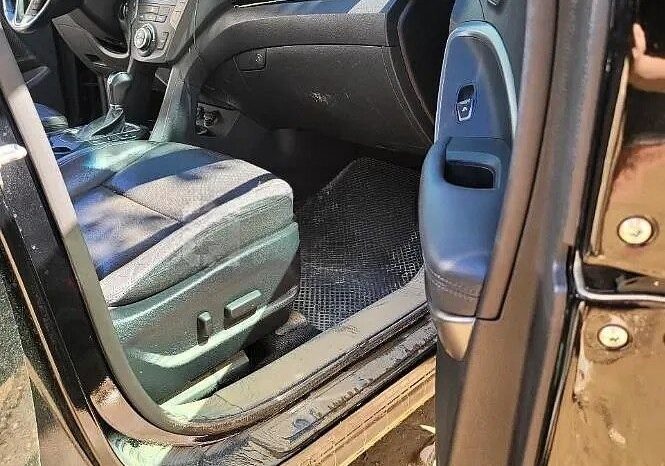 
								HYUNDAI SANTA FE full									