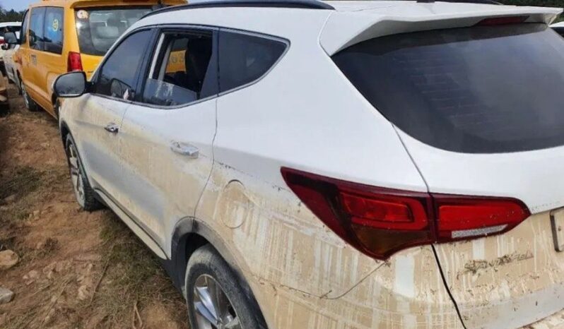 
								HYUNDAI SANTA FE full									
