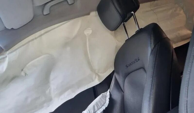 
								HYUNDAI SANTA FE full									
