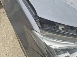 
										TOYOTA RAV 4 HV full									