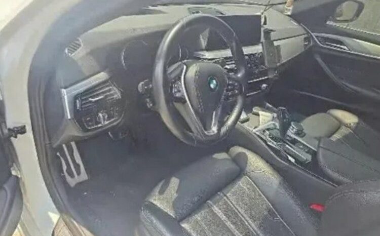 
								BMW 520d full									